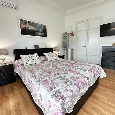 Bailen Rooms Barcelona Bagian luar foto