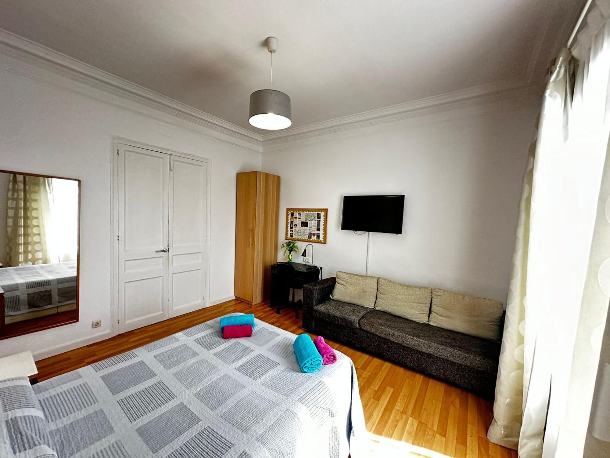 Bailen Rooms Barcelona Bagian luar foto