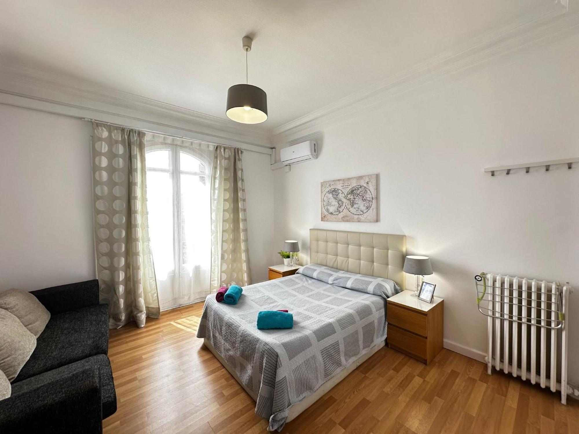 Bailen Rooms Barcelona Bagian luar foto