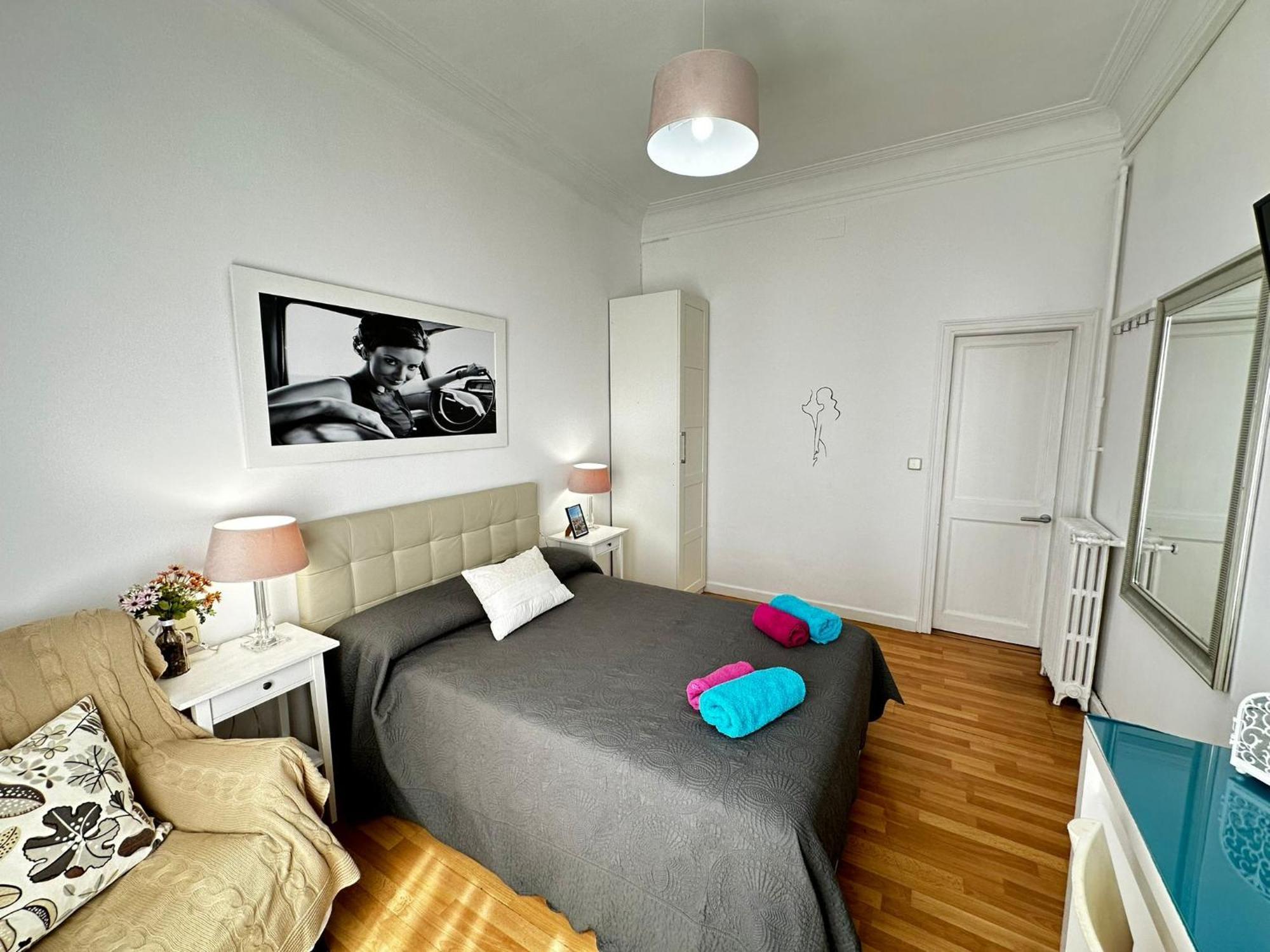 Bailen Rooms Barcelona Bagian luar foto